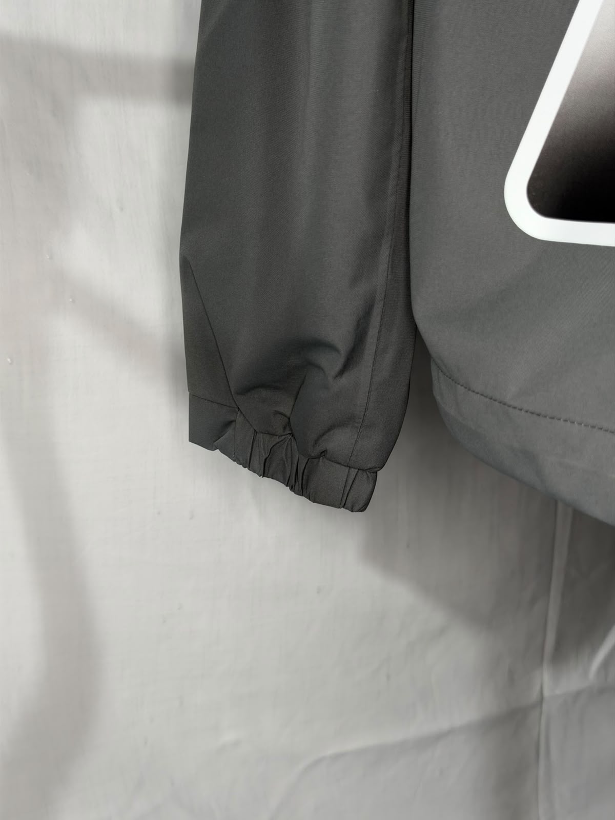 Amen Active Performance Windbreaker – Grey
